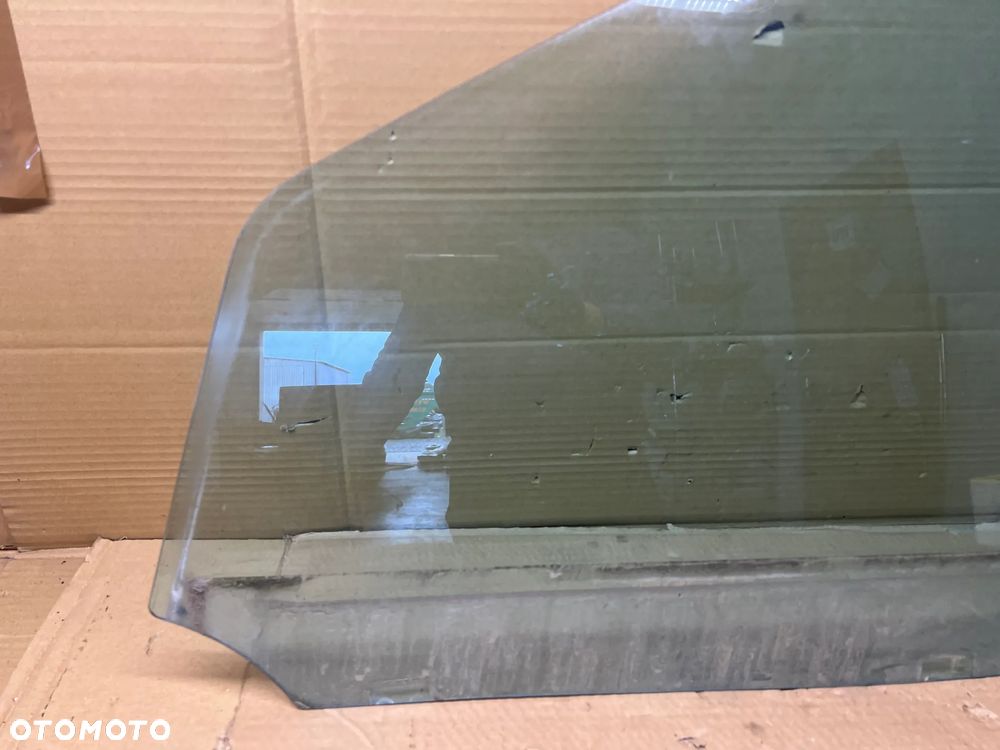 Szyba lewy przód przednia lewa Mercedes ML W164 AS2 06r - 2