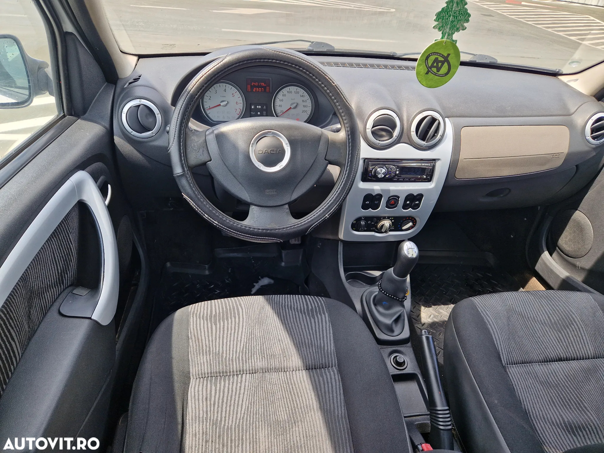 Dacia Logan Express 1.5 dCi - 6