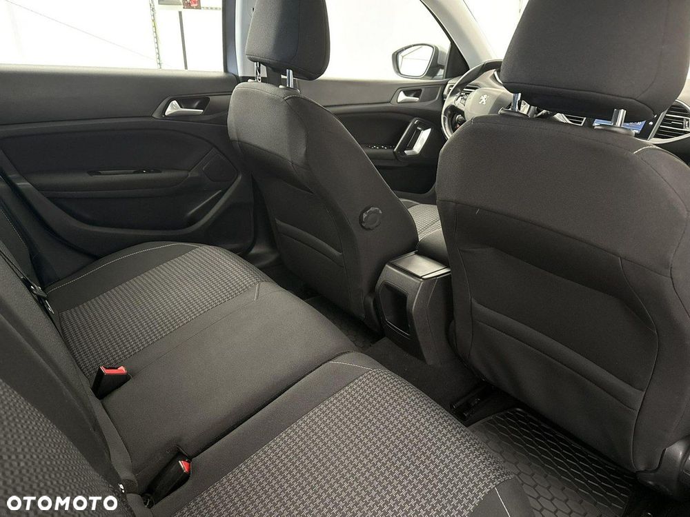 Peugeot 308 - 22