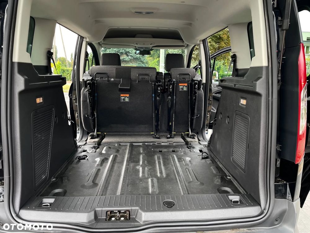 Ford Tourneo Connect - 20