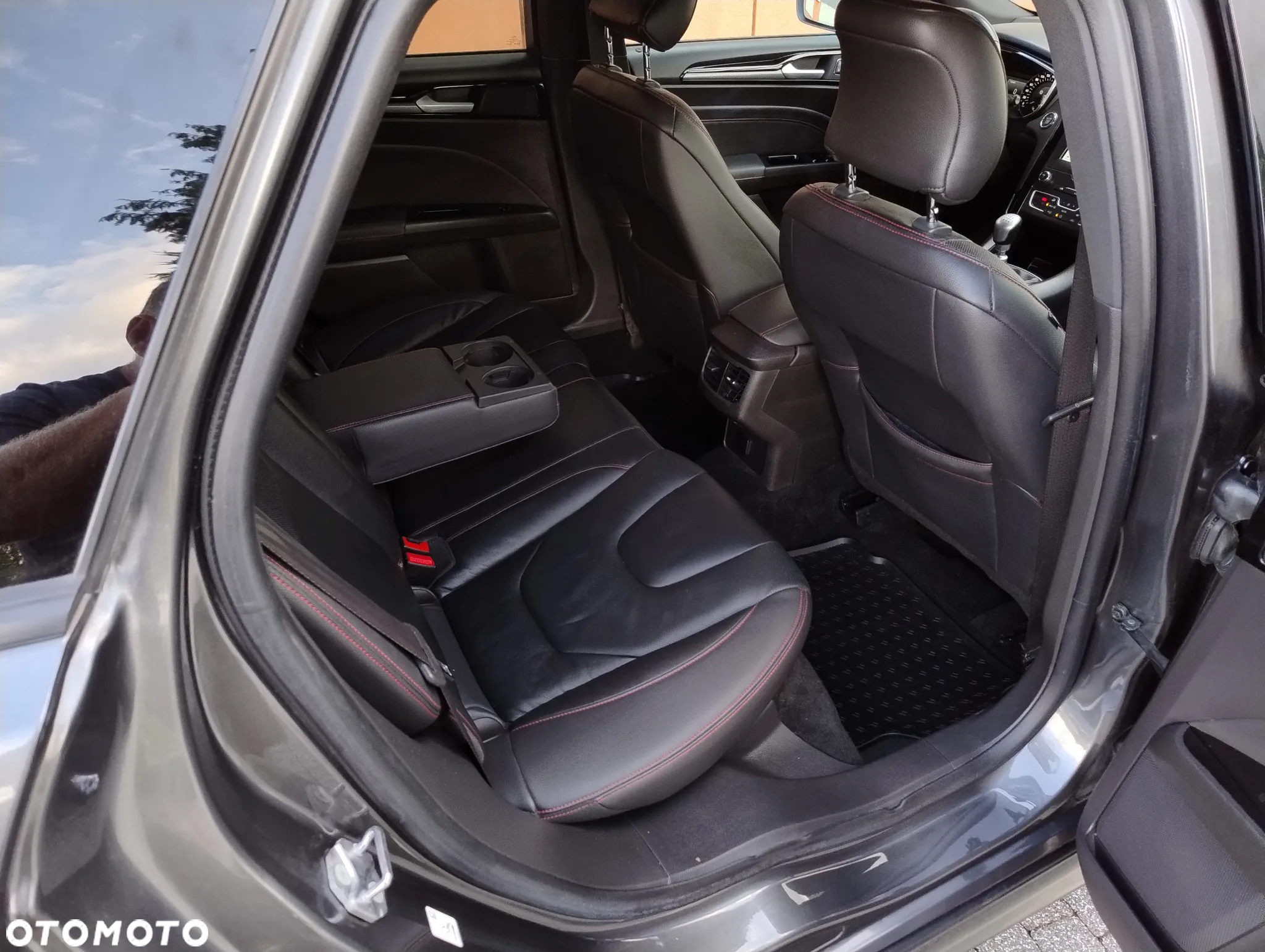 Ford Mondeo 2.0 EcoBlue ST-Line Plus - 19
