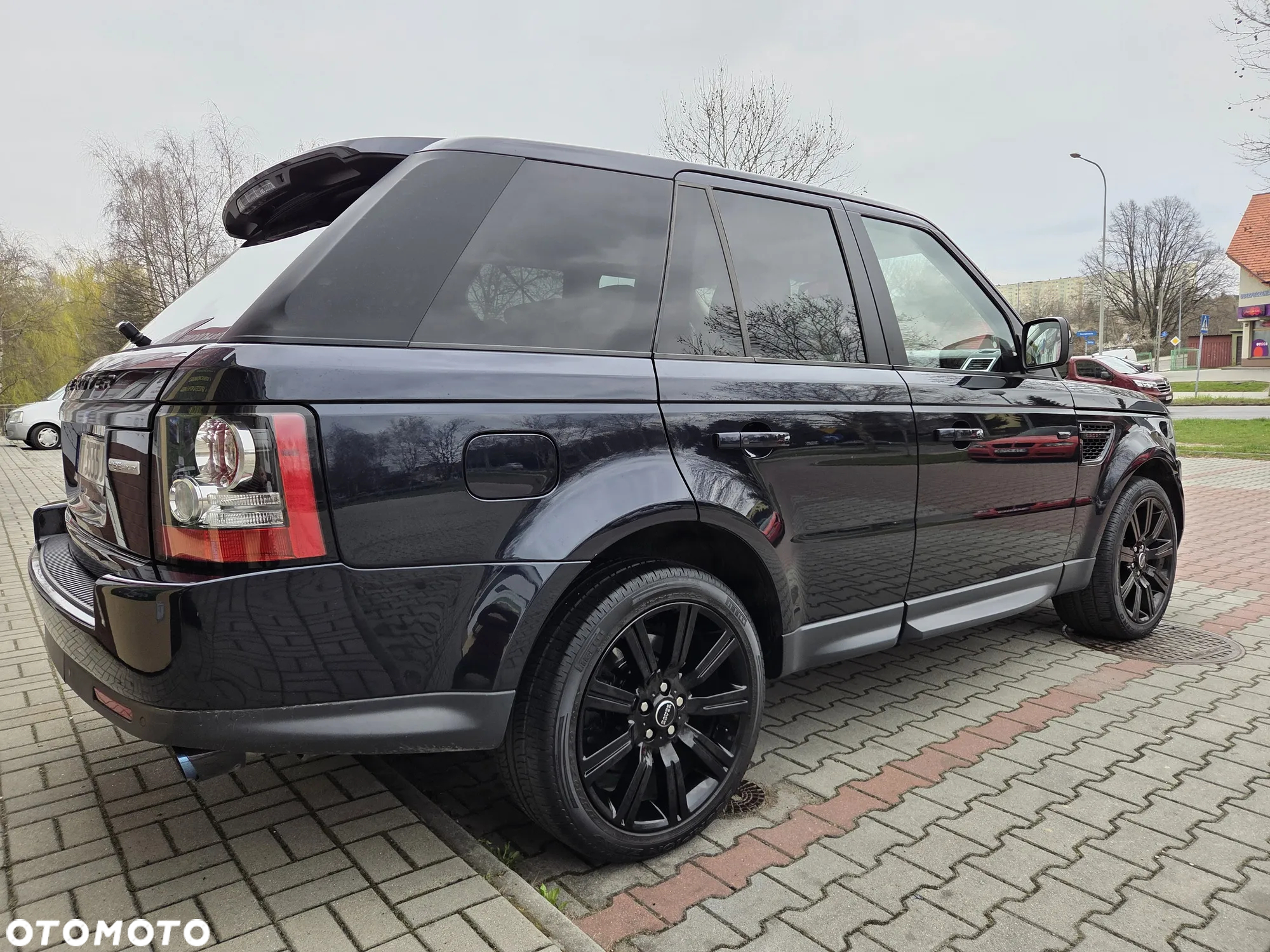 Land Rover Range Rover Sport S 3.0SD V6 HSE - 11