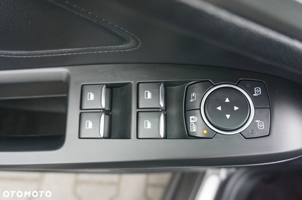 Ford Focus 1.0 EcoBoost Titanium - 10