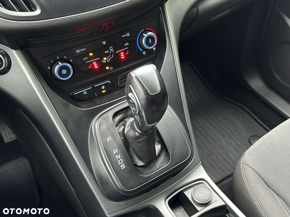 Ford Kuga 1.5 EcoBoost 2x4 Cool & Connect - 27
