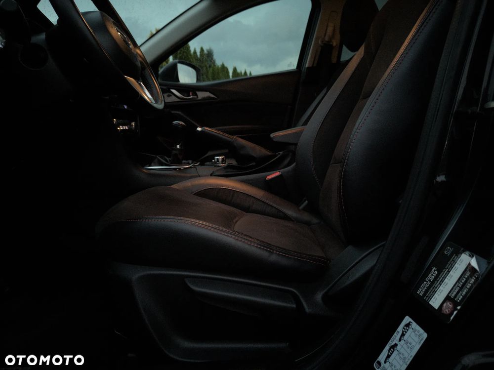 Mazda 3 SKYACTIV-G 120 NAKAMA - 12
