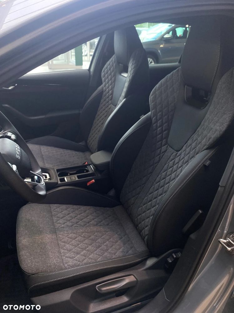 Skoda Octavia 1.5 TSI mHEV Sportline DSG - 7