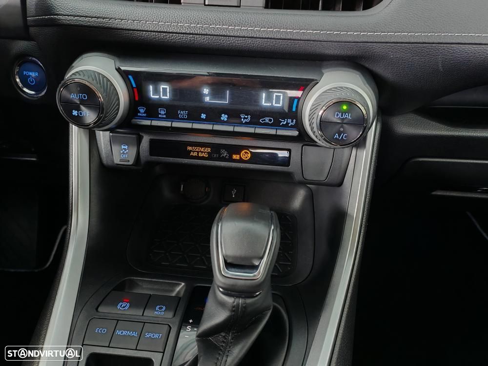 Toyota RAV4 2.5 HDF Exclusive - 12