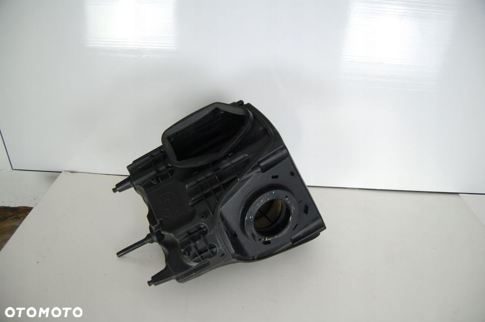 OBUDOWA FILTRA POWIETRZA AUDI Q5 FY 80A 2.0 FILTR - 3