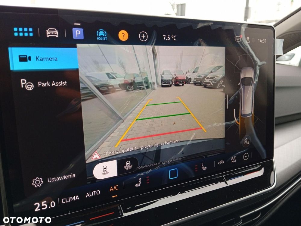 Volkswagen Golf - 14