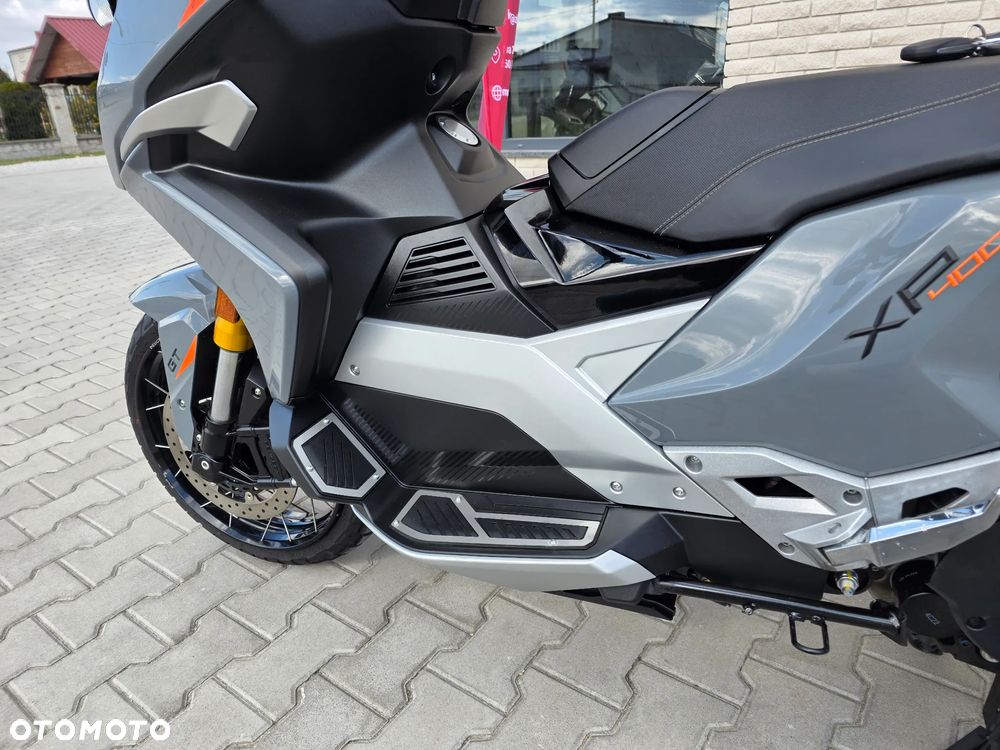 Peugeot XP400 - 7