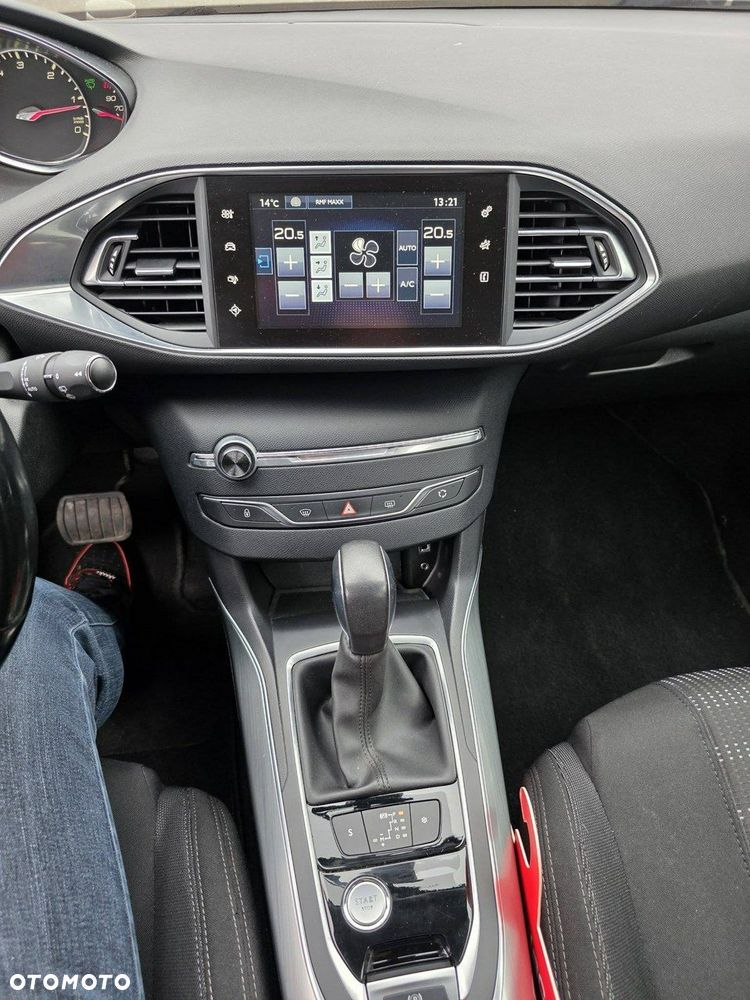 Peugeot 308 BlueHDi 120 EAT6 Stop & Start Active Business-Paket - 17