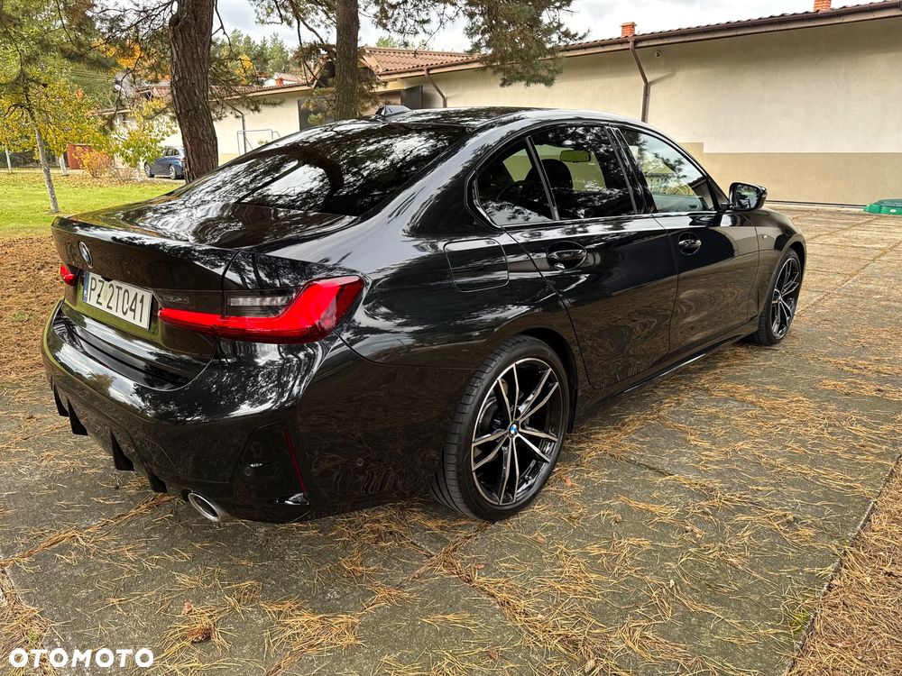 BMW Seria 3 320d xDrive M Sport Sport - 9