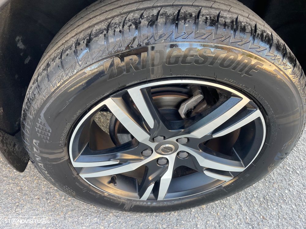 Volvo XC 40 1.5 T3 Momentum - 17