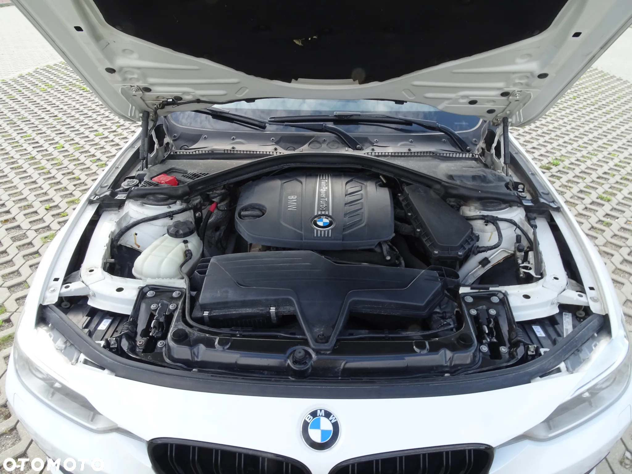 BMW Seria 3 - 12