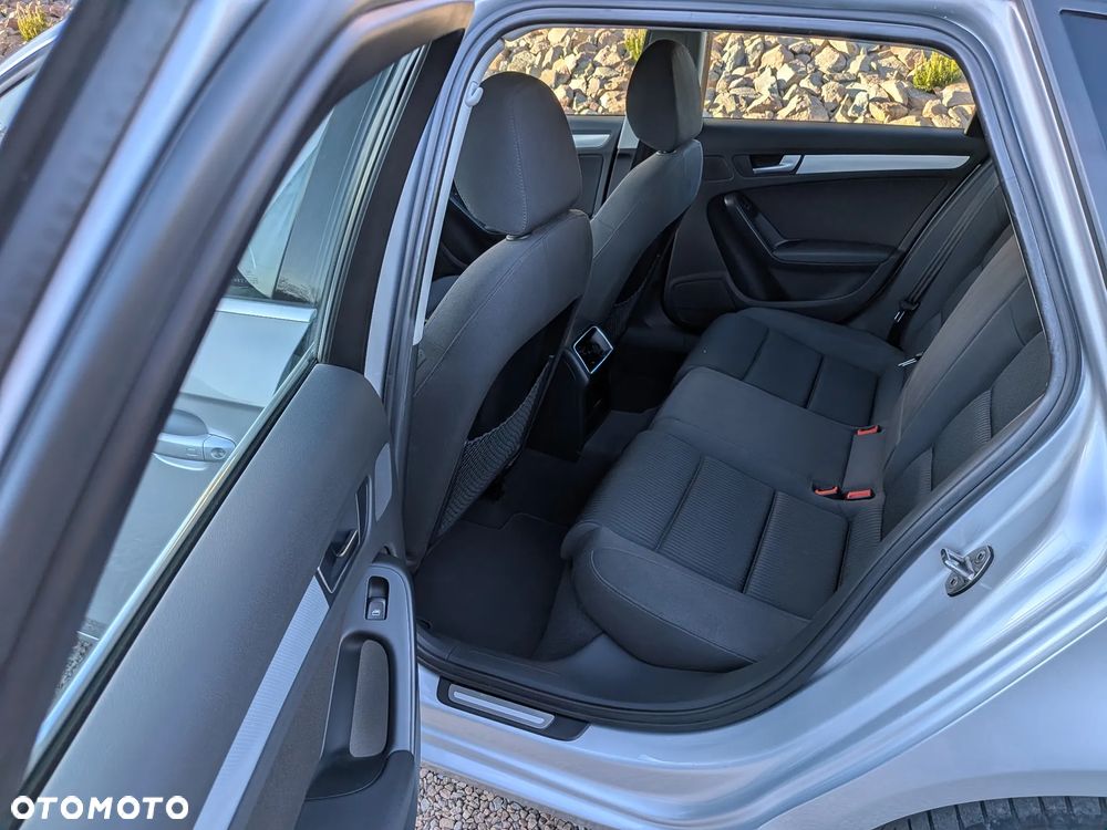 Audi A4 Avant 2.0 TDI DPF Attraction - 17