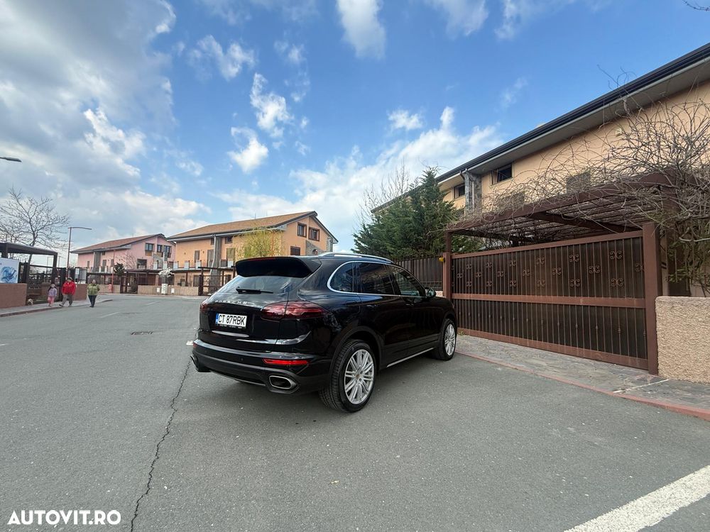 Porsche Cayenne Platinum Edition - 5