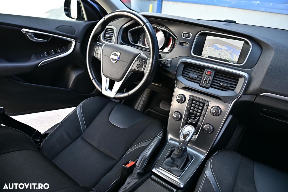 Volvo V40 D3 Geartronic - 8