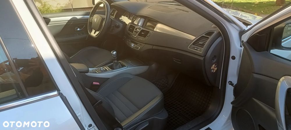 Renault Laguna dCi 110 FAP Dynamique - 19