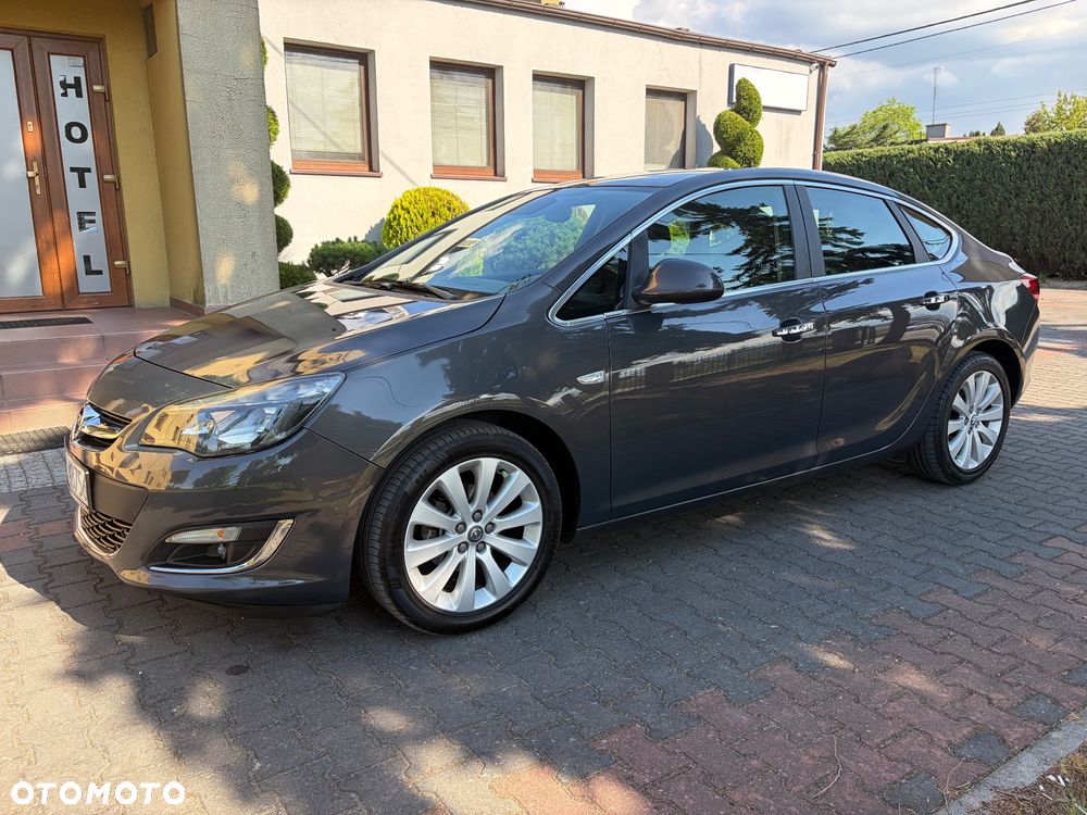 Opel Astra 1.4 Turbo - 17