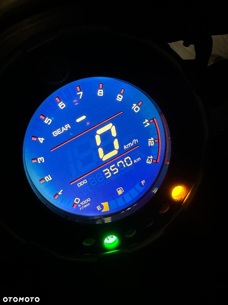Yamaha XSR - 15