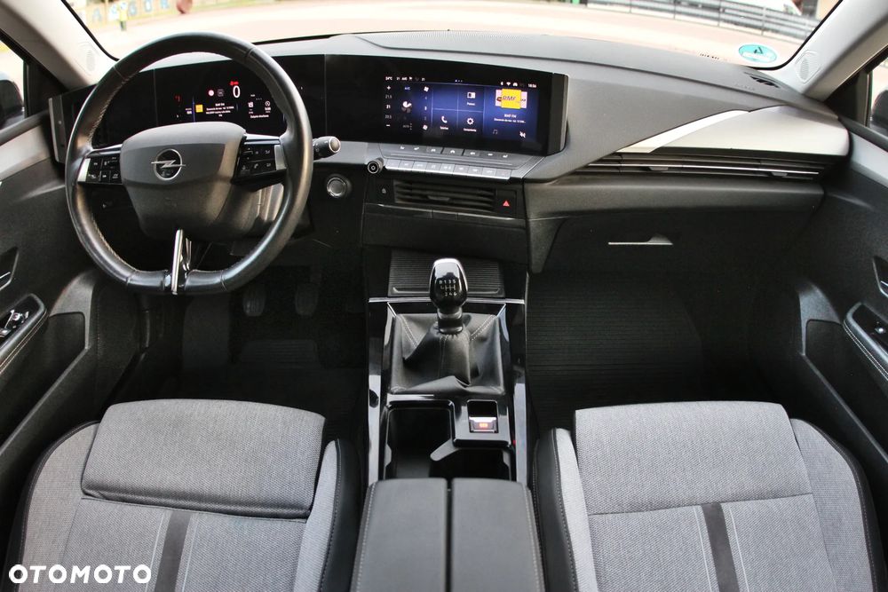 Opel Astra 1.2 Turbo Elegance - 6