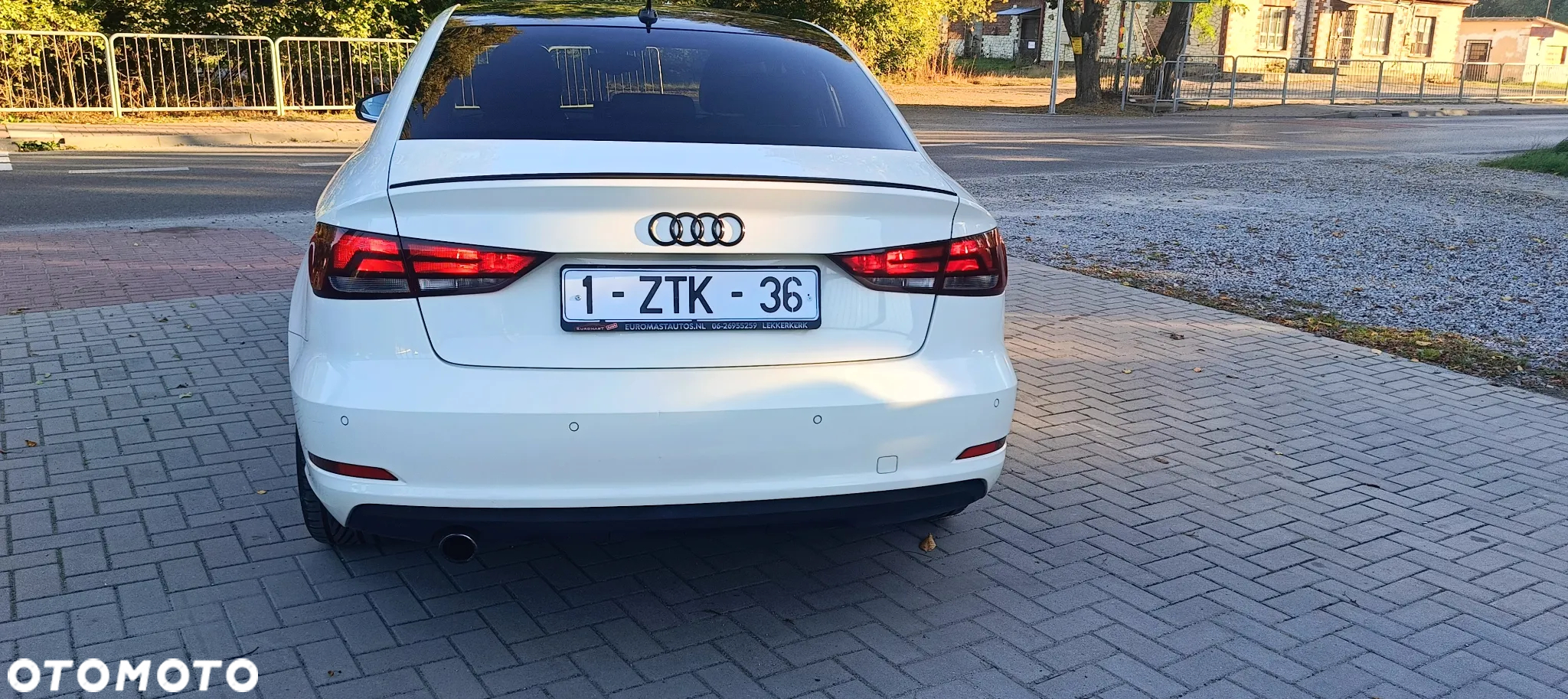 Audi A3 Limousine 1.6 TDI (clean diesel) Ambiente - 8