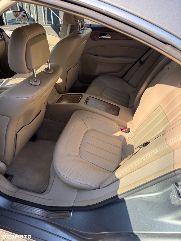 Mercedes-Benz CLS 350 7G-TRONIC - 15
