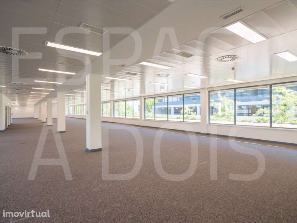 OFERTA DE PERIODO DE CARÊNCIA! Excelente estado! Empreendimento de ... - Grande imagem: 3/38