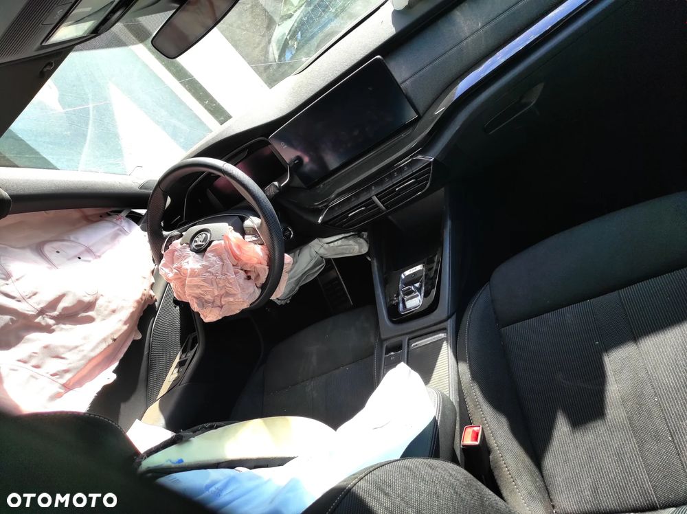 Skoda Octavia 2.0 TDI 4x4 Sportline DSG - 6