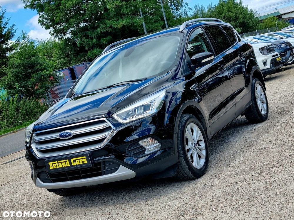 Ford Kuga 1.5 EcoBoost 2x4 Titanium - 1