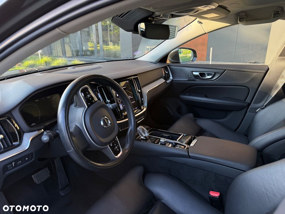 Volvo V60 T6 AWD Plug-In Hybrid Inscription - 14