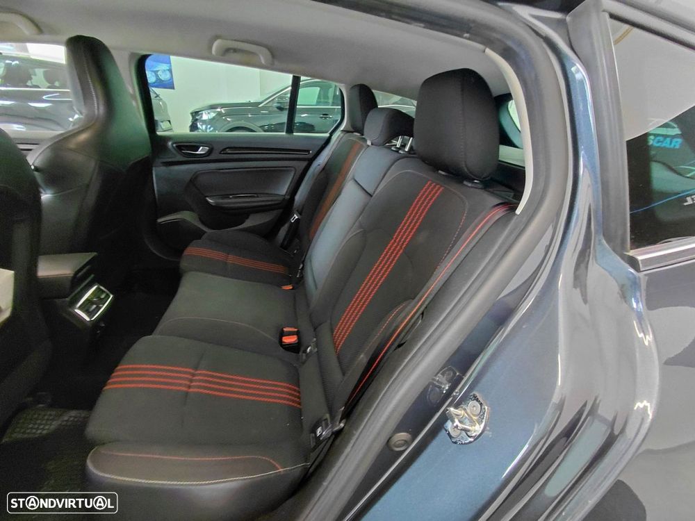 Renault Mégane Sport Tourer 1.5 Blue dCi R.S. Line EDC - 14