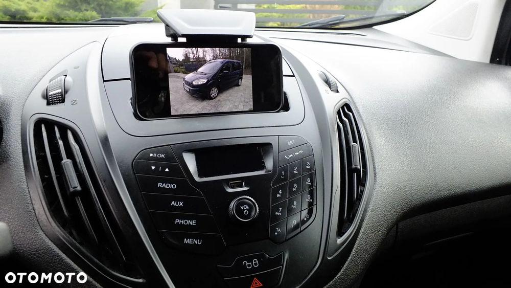 Ford Tourneo Courier 1.0 EcoBoost Trend - 27