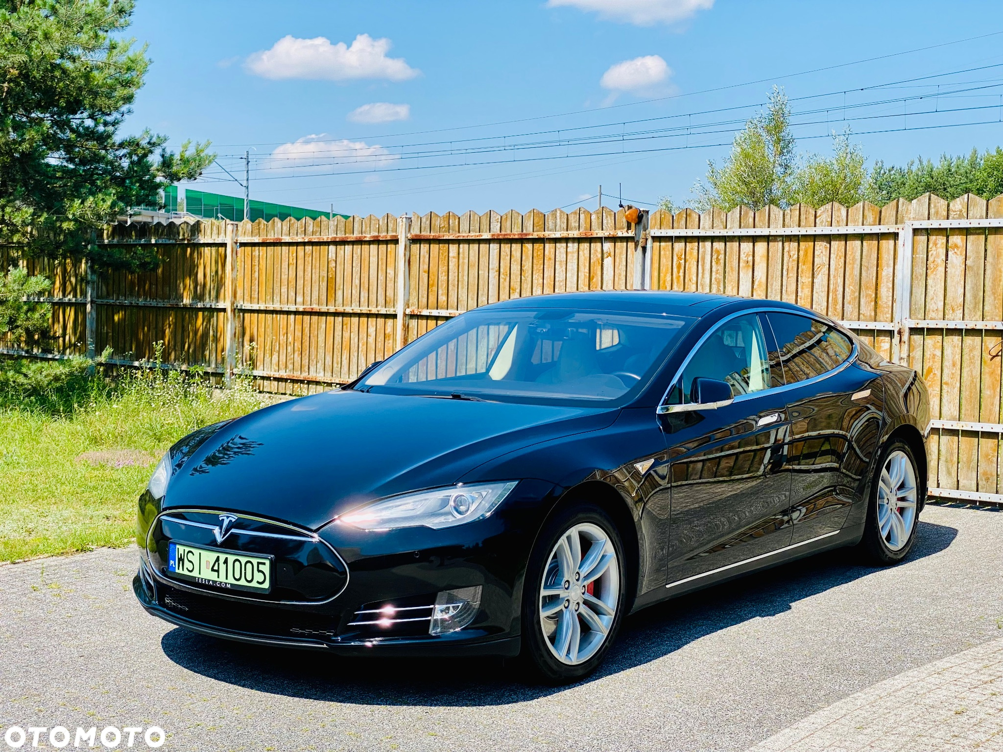 Tesla Model S Standard - 9