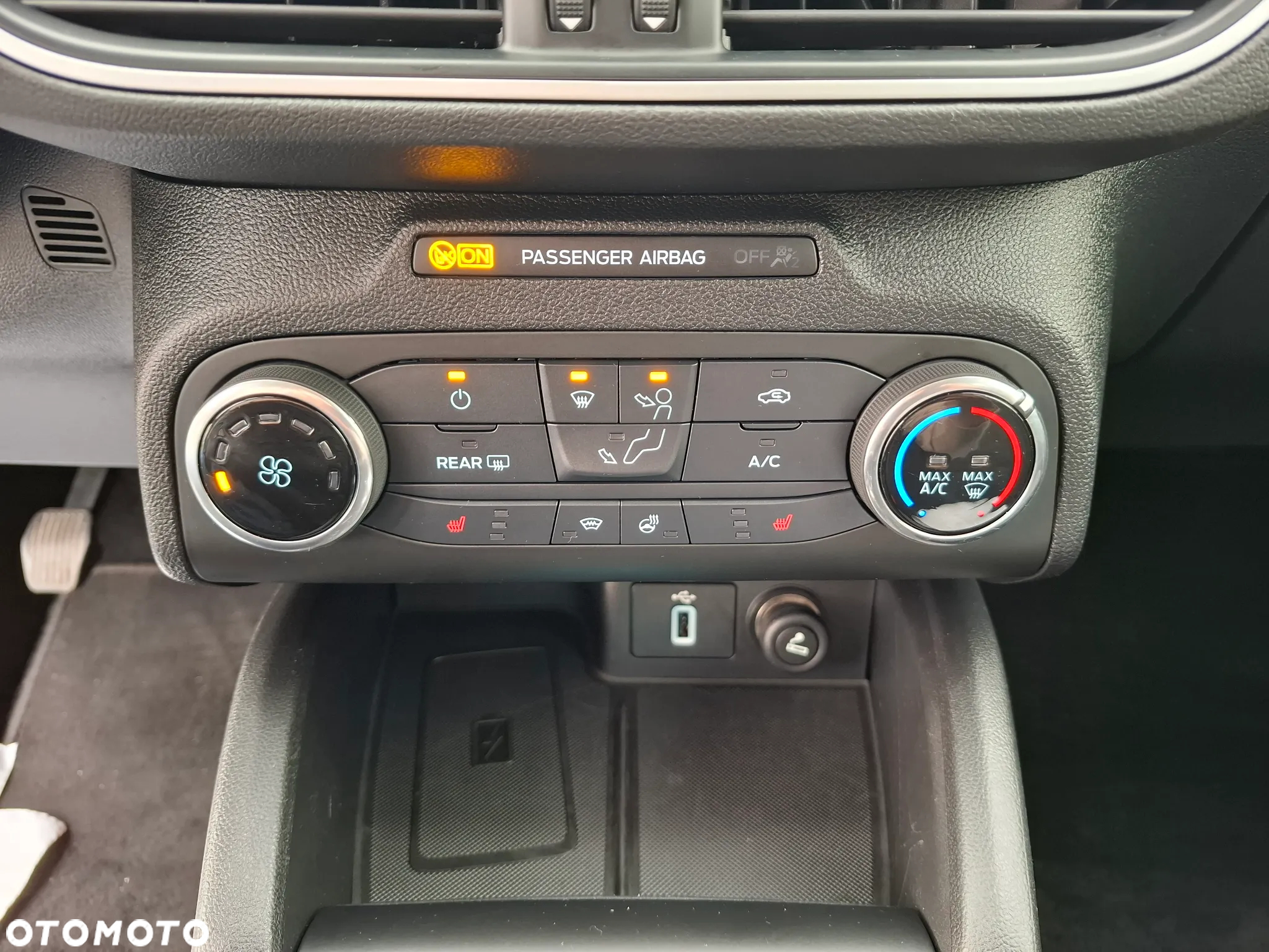Ford Focus 2.0 EcoBlue Titanium - 20