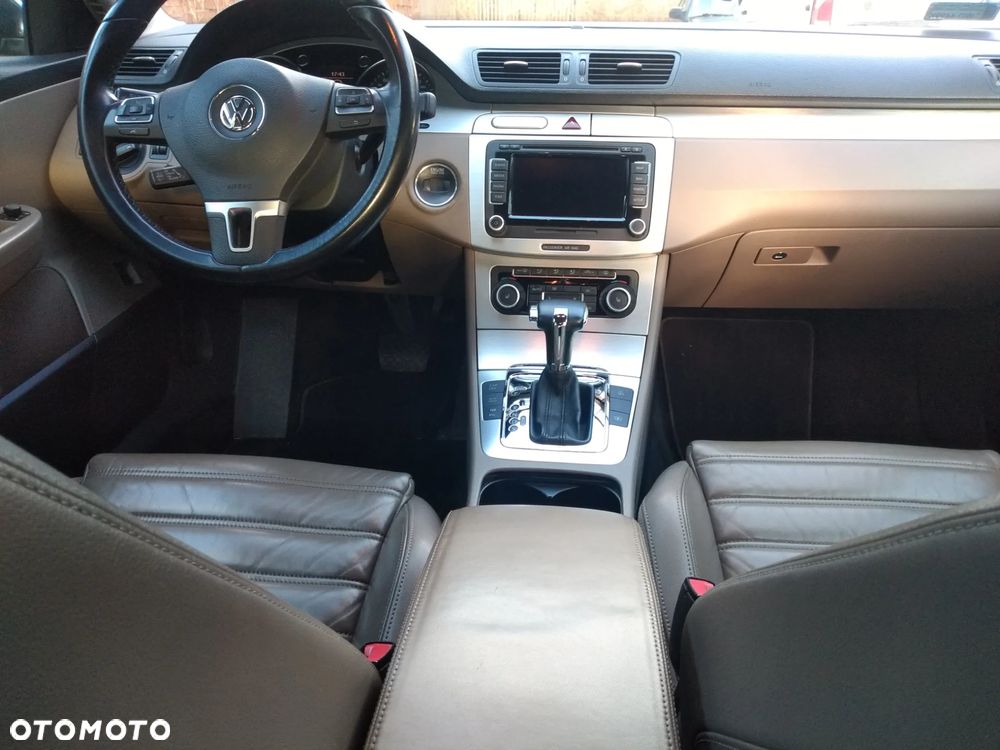 Volkswagen Passat 2.0 TDI Highline DSG - 6