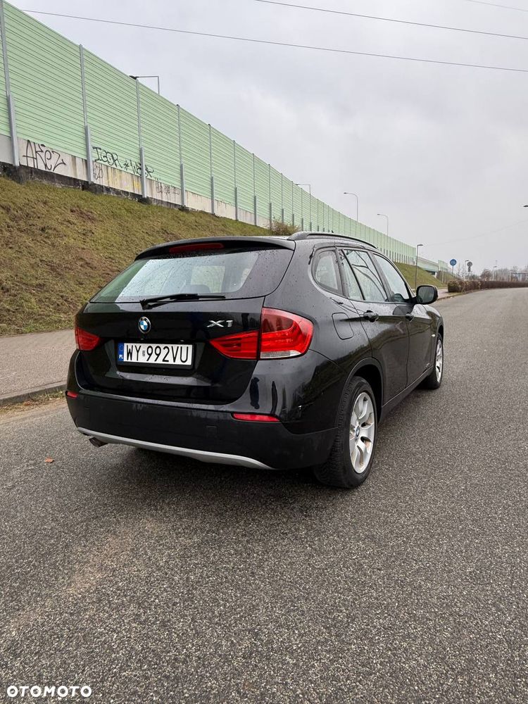 BMW X1 xDrive18d - 8