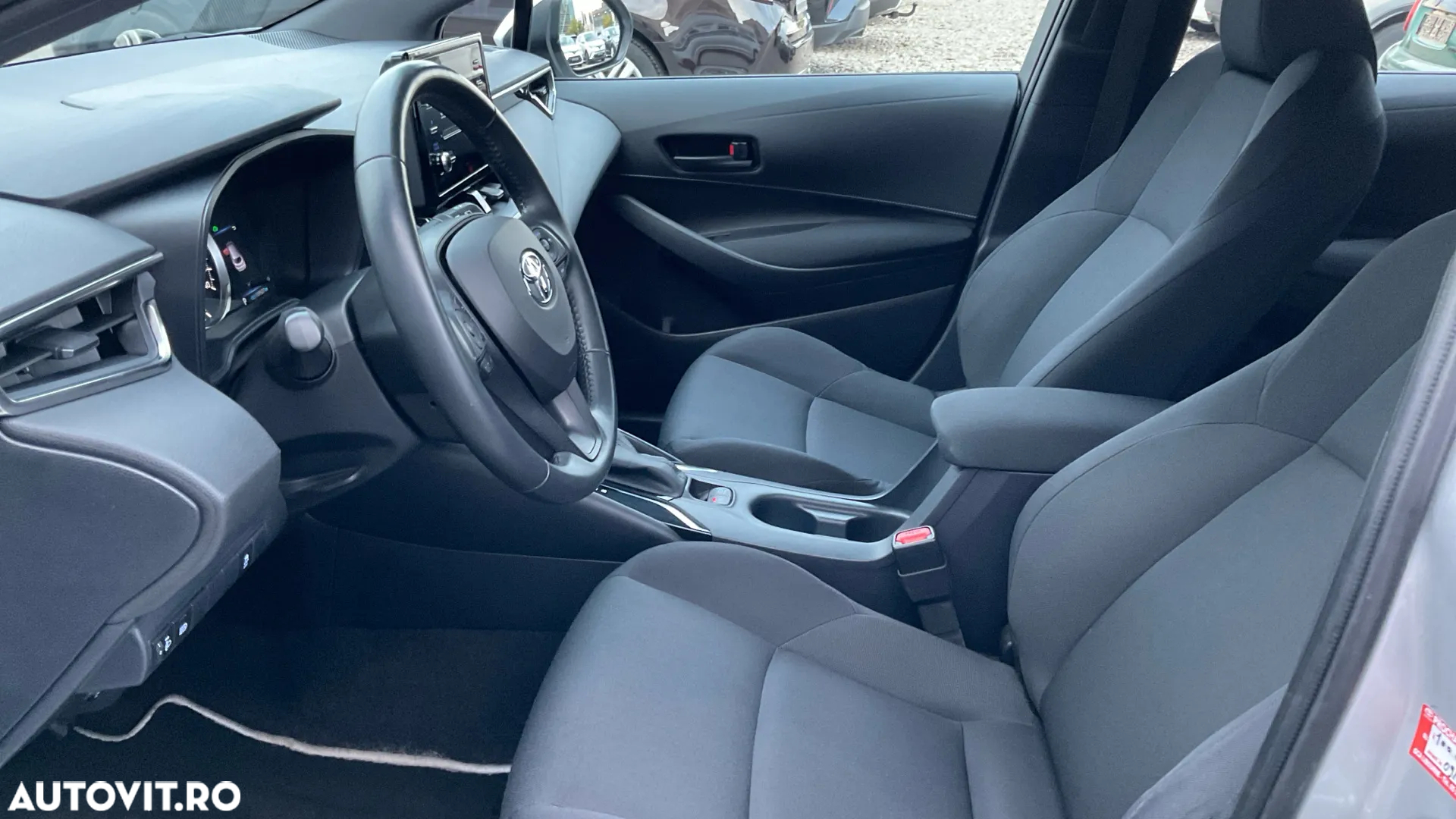 Toyota Corolla 1.8 Hybrid Touring Sports - 14
