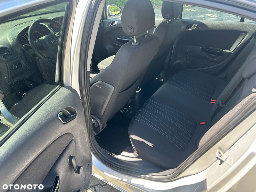 Opel Corsa 1.4 16V Enjoy - 12