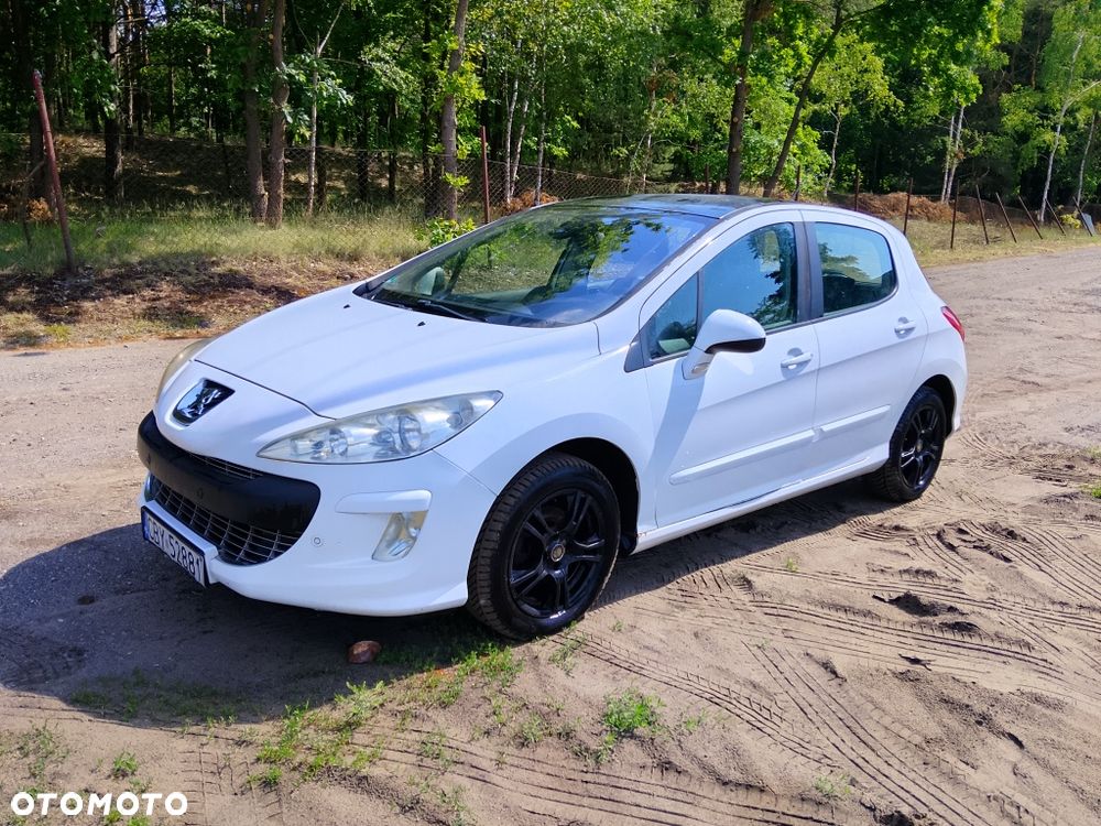Peugeot 308 - 1