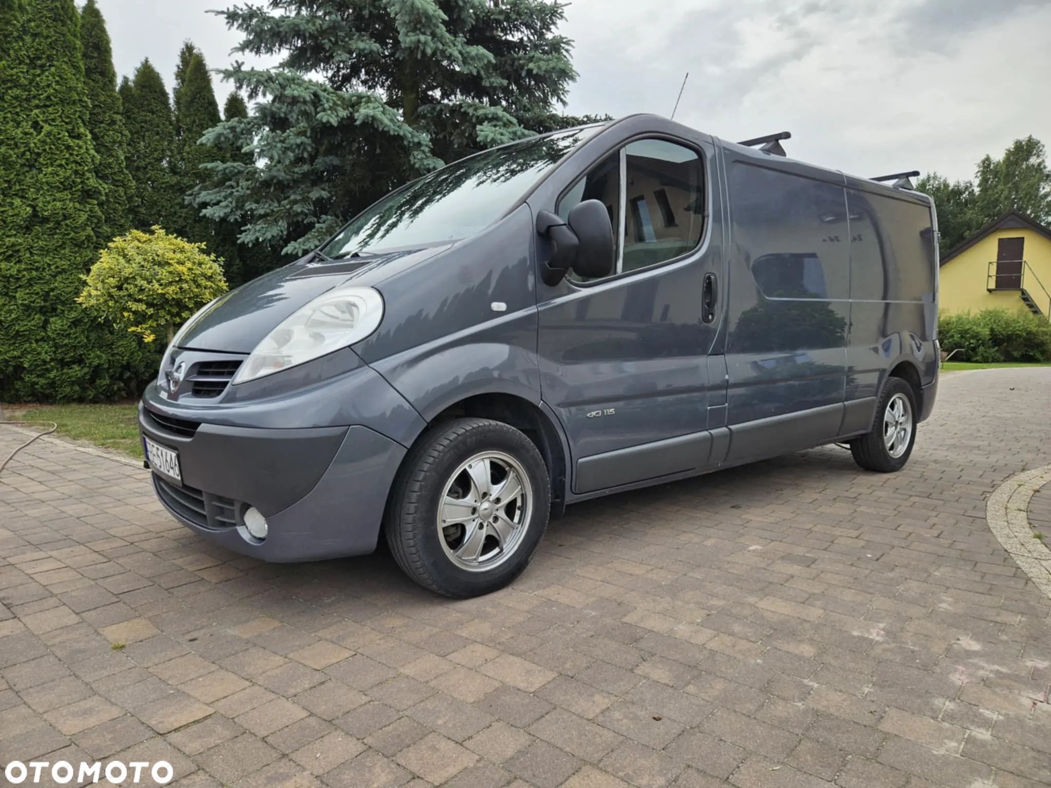 Renault Trafic - 1