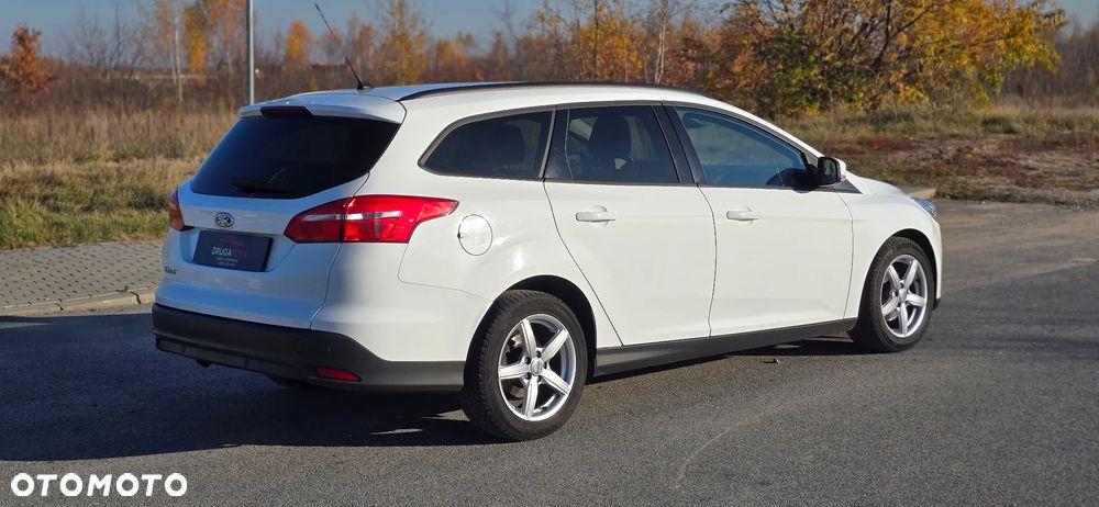 Ford Focus 1.5 TDCi DPF Start-Stopp-System Titanium - 5