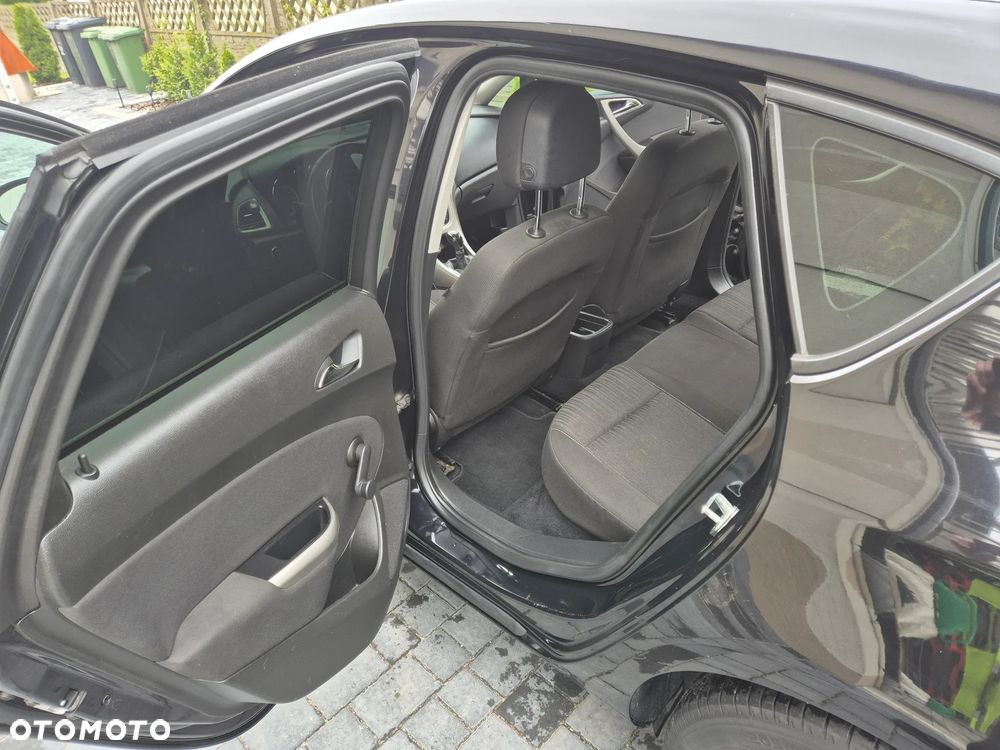 Opel Astra 1.6 - 12
