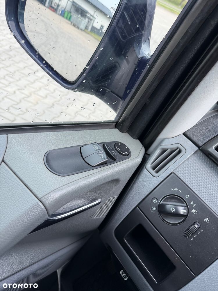Mercedes-Benz Vito - 12