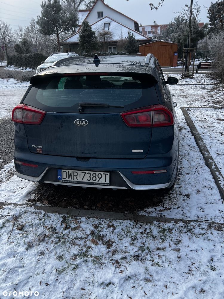 Kia Niro 1.6 GDI Hybrid L - 11