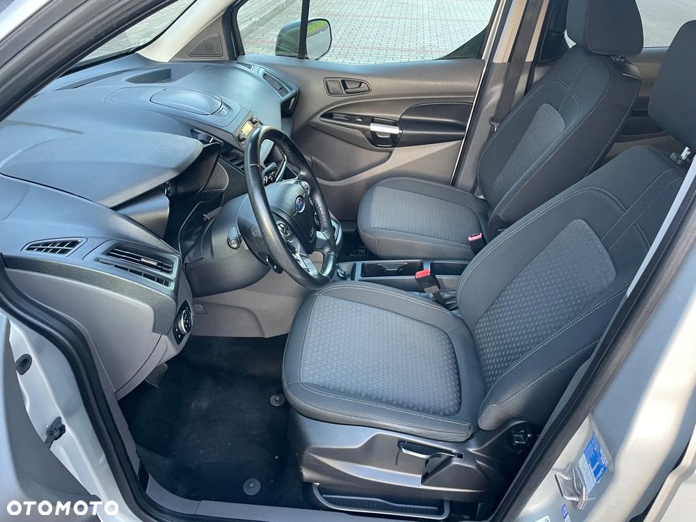 Ford Tourneo Connect - 14
