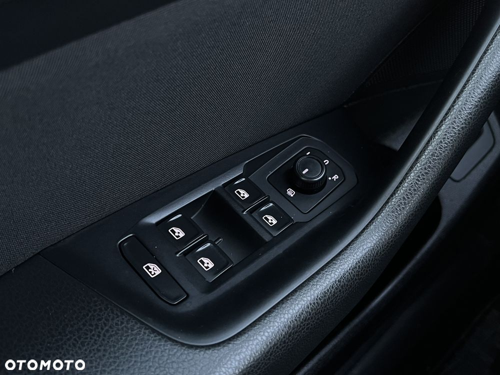 Volkswagen Passat 1.5 TSI EVO Essence - 25