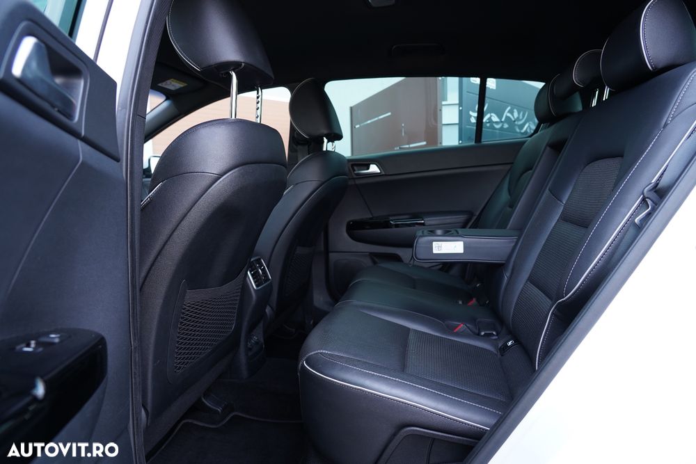 Kia Sportage 2,0 CRDI AWD Aut. GT Line - 11