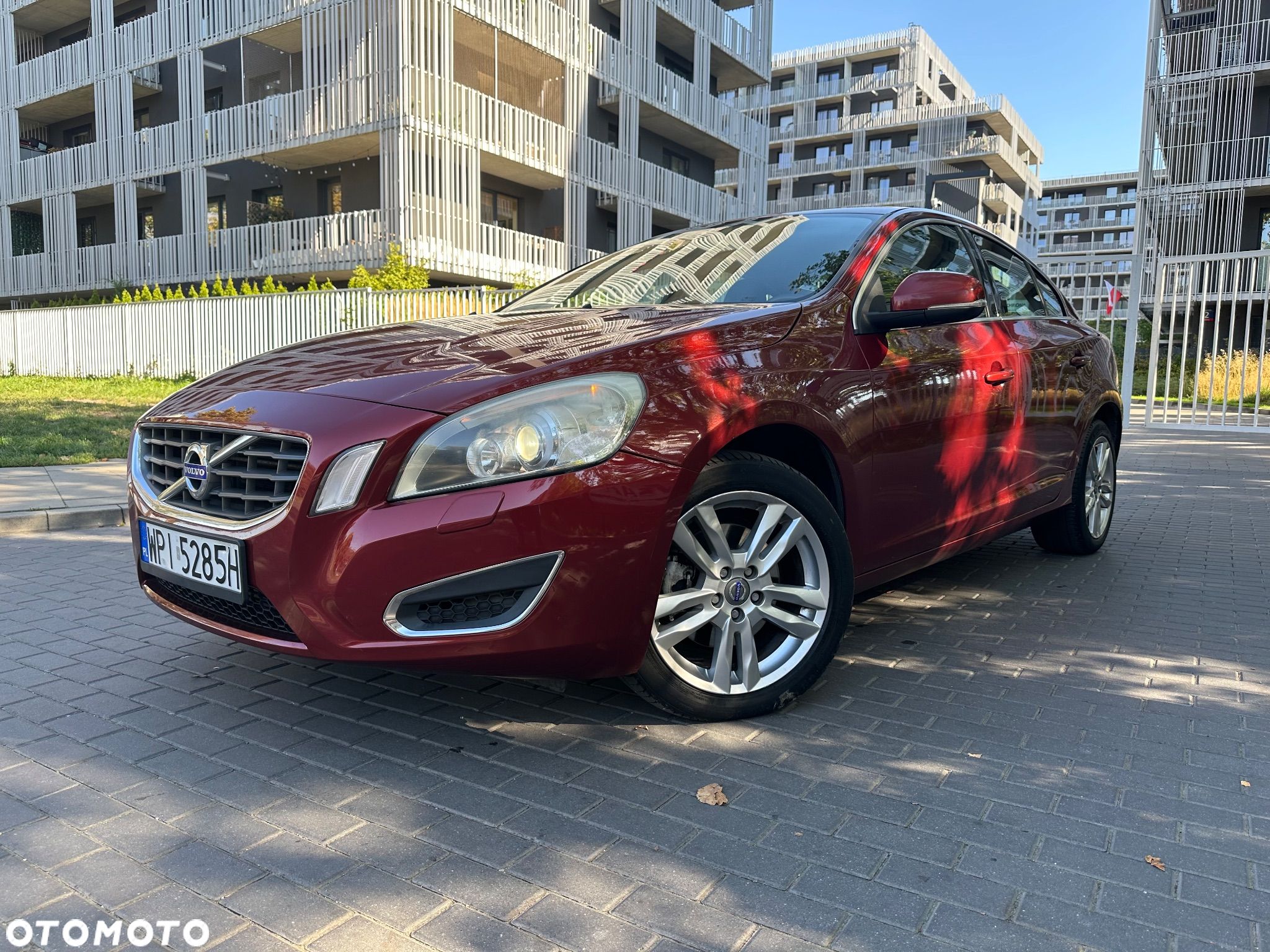 Volvo S60 2.0T Powershift Summum - 1