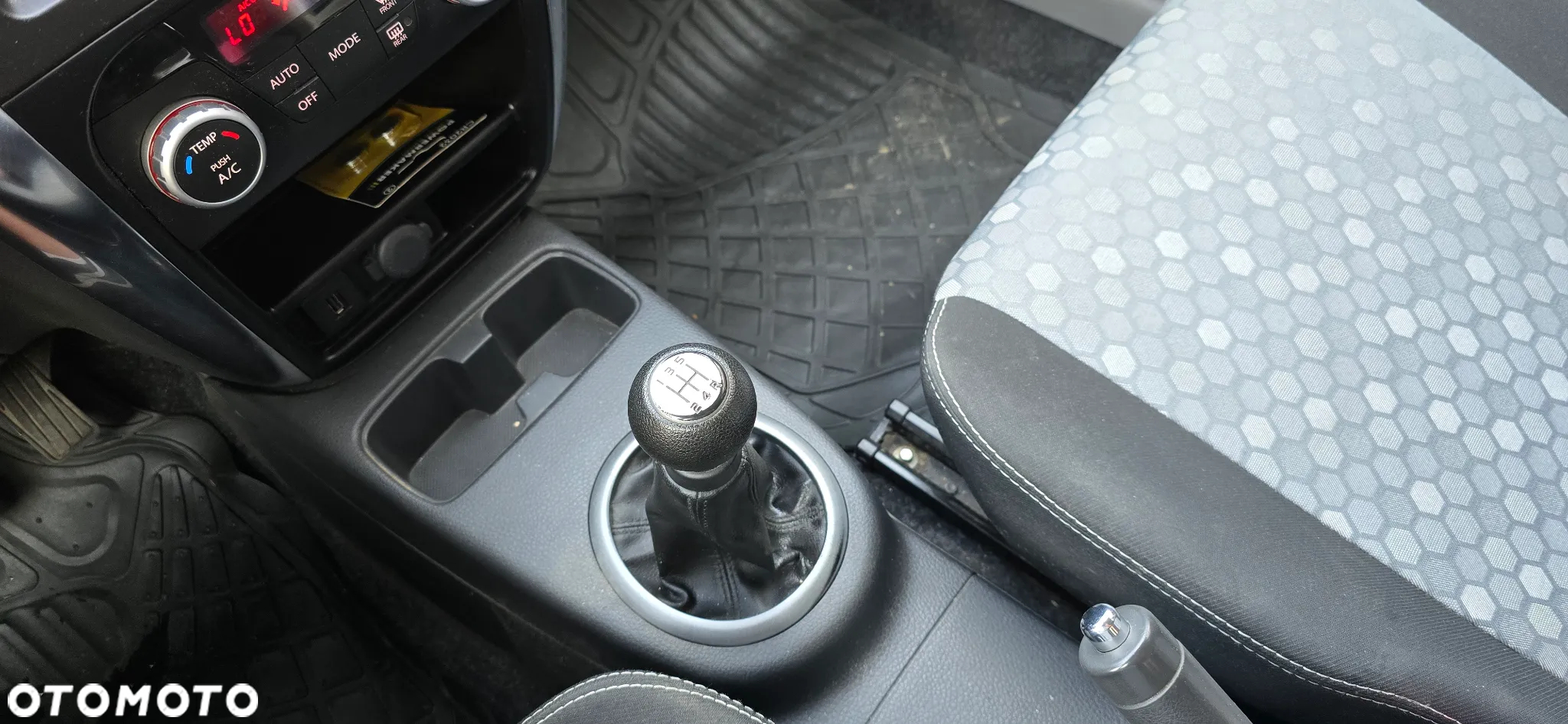 Suzuki SX4 1.6 Comfort 4WD - 37